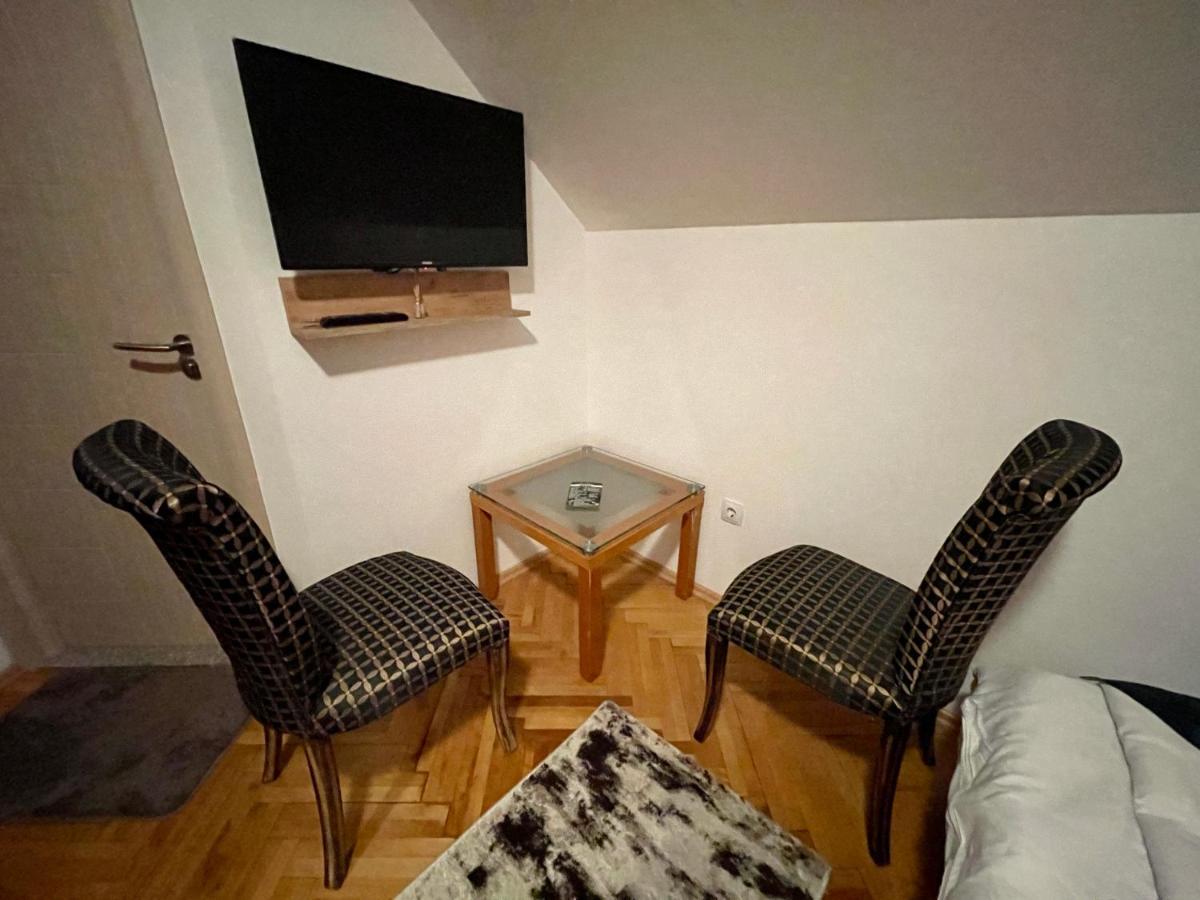 Madigan'S Hotel Kosovo Polje Luaran gambar