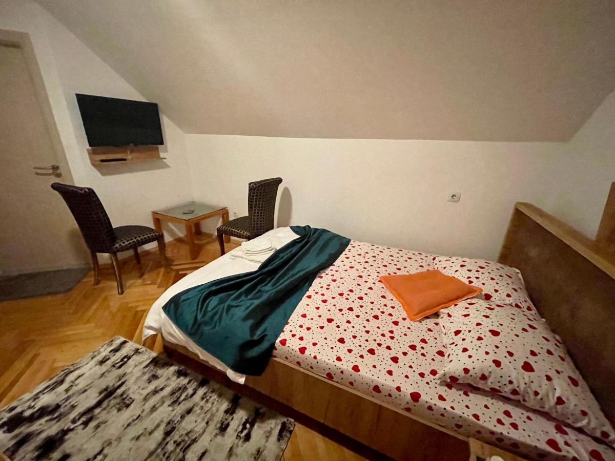 Madigan'S Hotel Kosovo Polje Luaran gambar