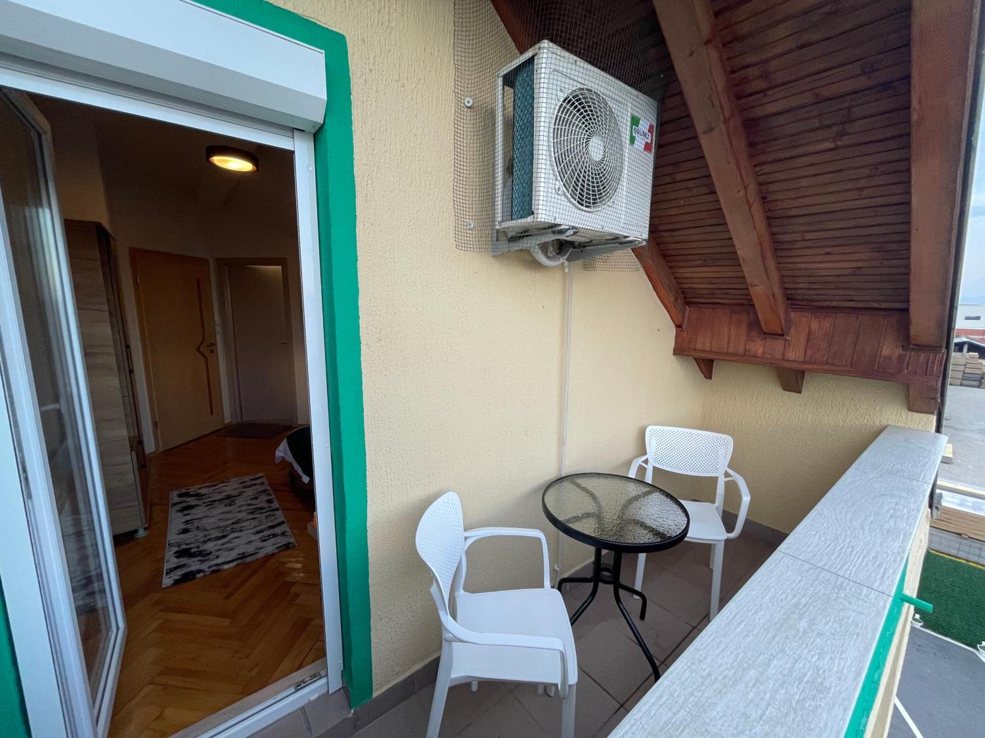 Madigan'S Hotel Kosovo Polje Luaran gambar