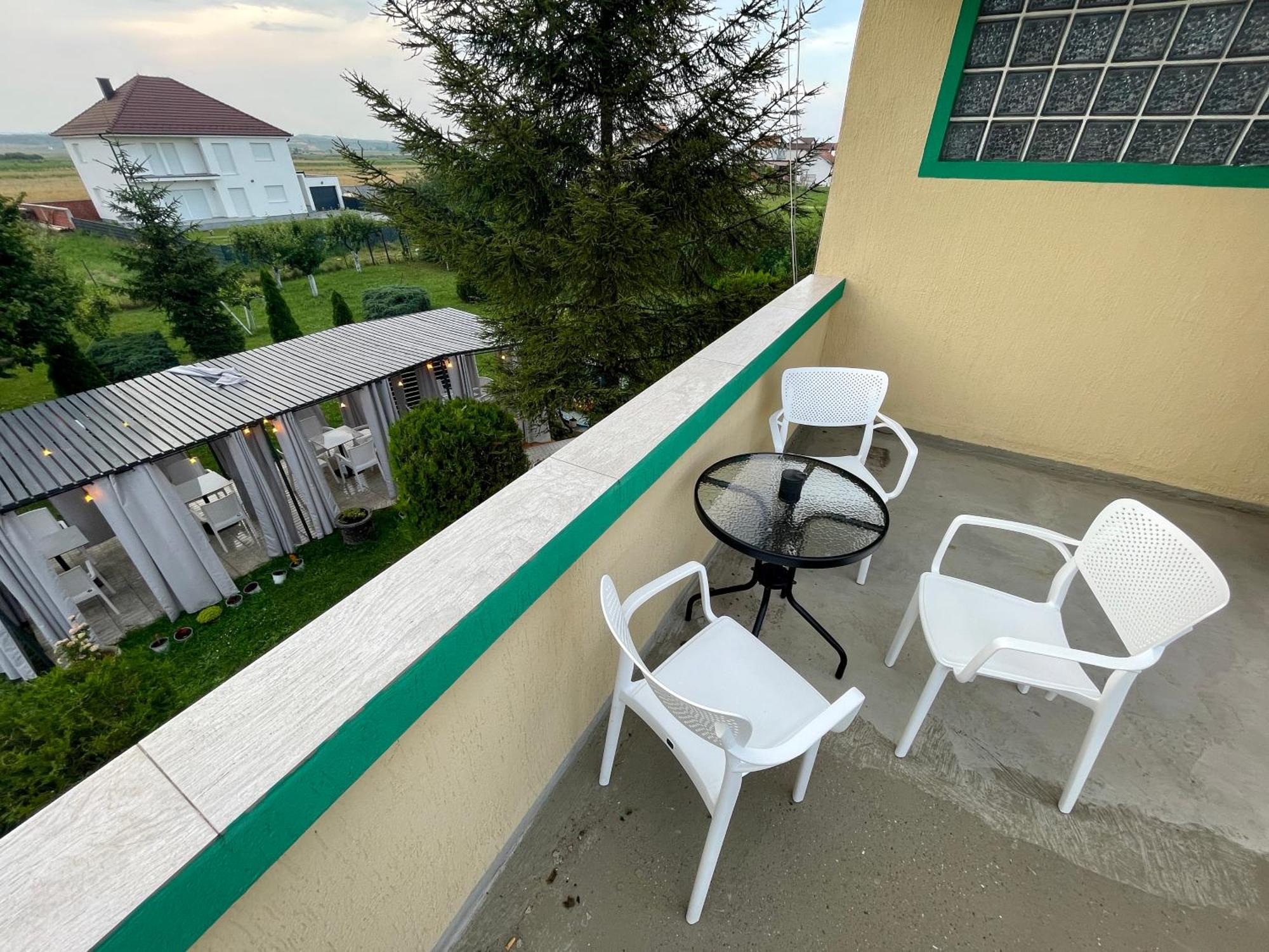Madigan'S Hotel Kosovo Polje Luaran gambar